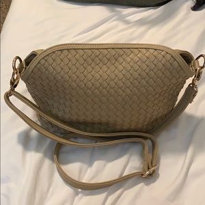 Tan woven purse